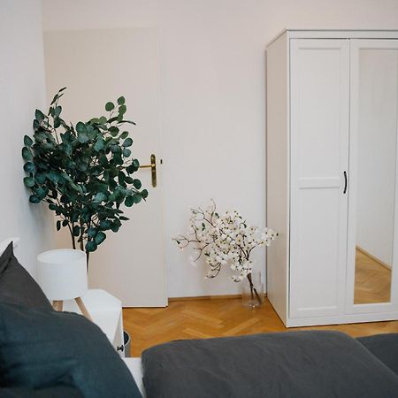 110Qm, 4 Bedrooms, Near Schoenbrunn - Axara Housing Osw 33 Vienne Extérieur photo